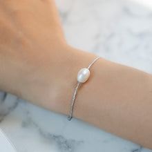 Load image into Gallery viewer, Silver Knot Bracelet
